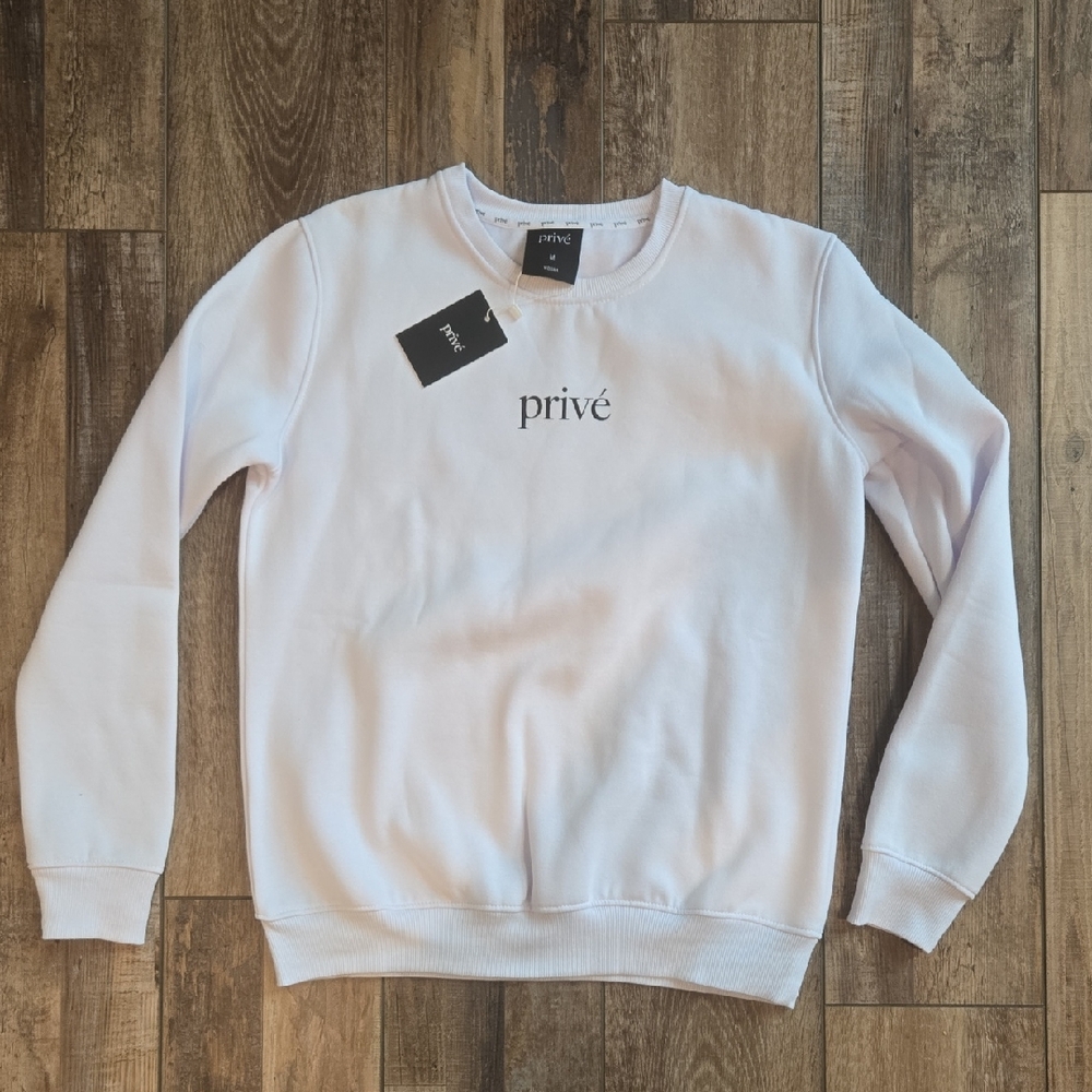NWT Privé Alliance White Classic Logo Crewneck Sweatshirt Medium